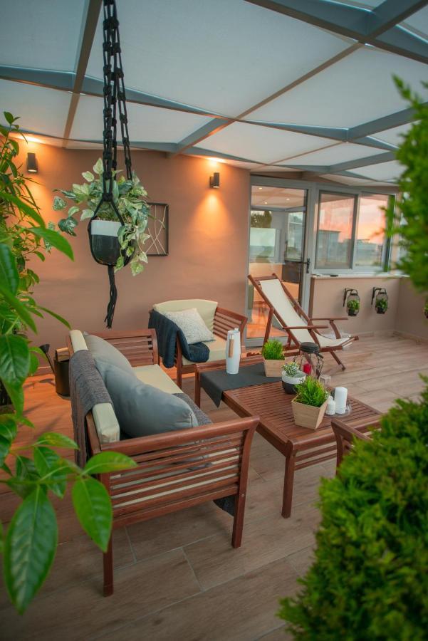 Athenian Living Suites Luaran gambar