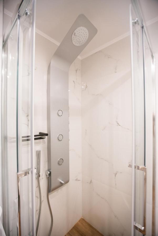 Athenian Living Suites Luaran gambar