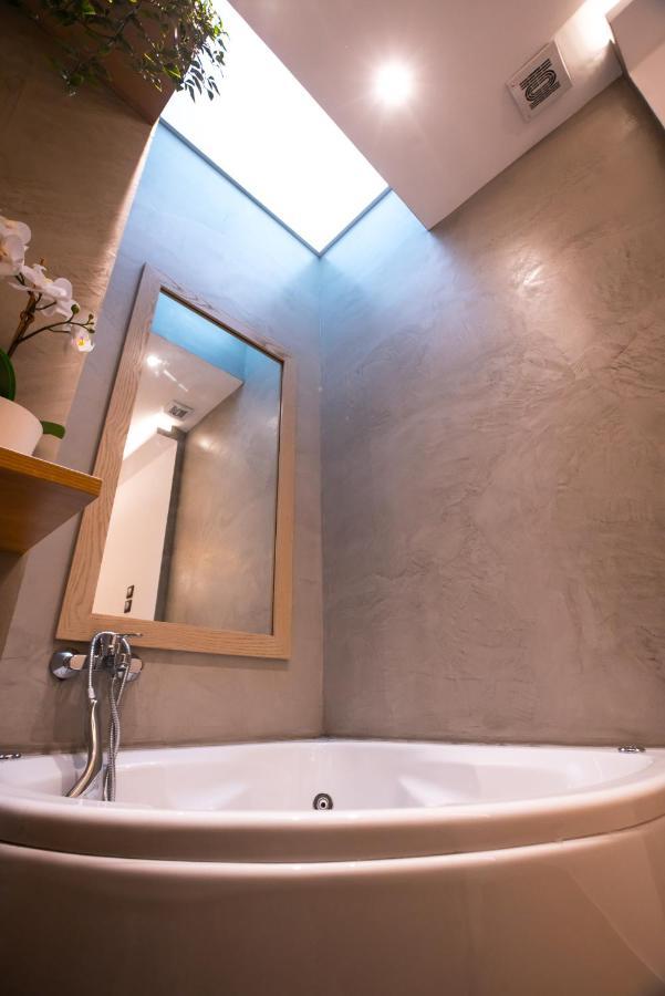 Athenian Living Suites Luaran gambar