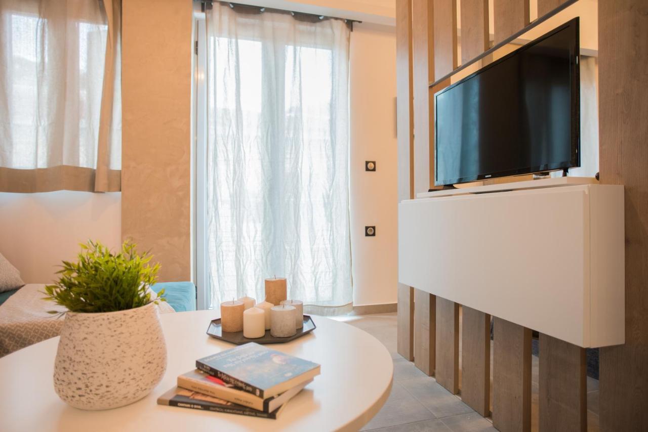 Athenian Living Suites Luaran gambar