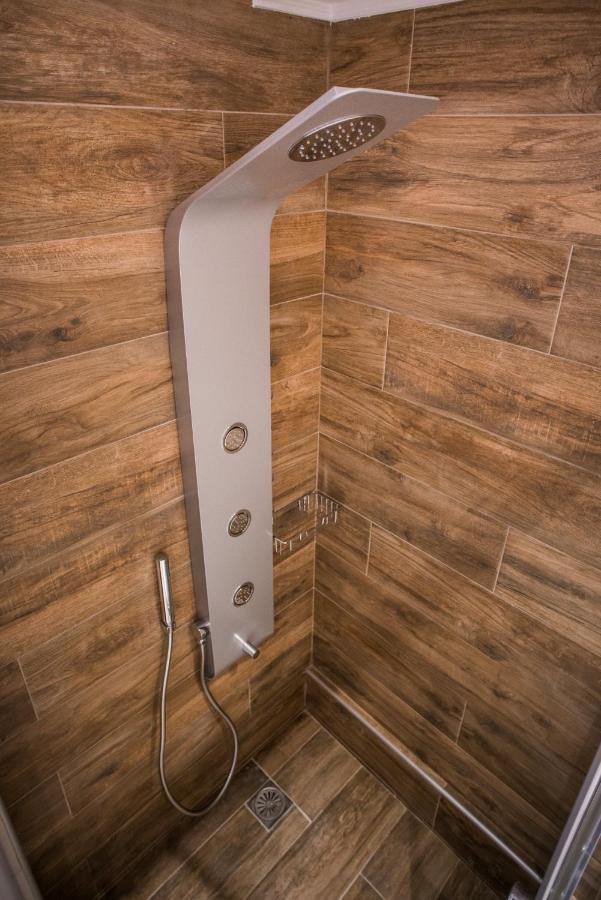 Athenian Living Suites Luaran gambar